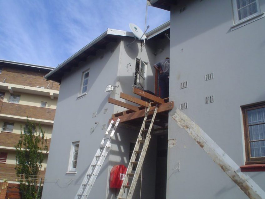 Wooden stair builder