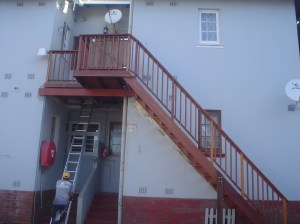 Wooden stair builder