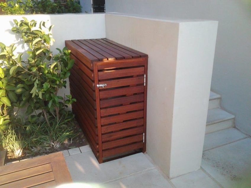 Balau or timber screening