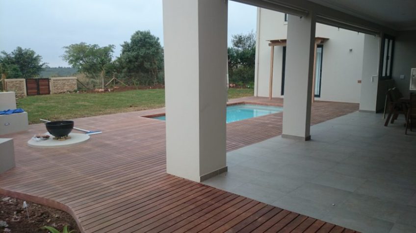 Massaranduba Deck Hillcrest May 2015 4