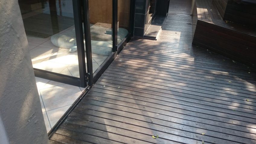 Timber Pool Deck Old Durban September 2015 3
