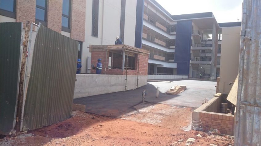 Steel And Timber Pergola, December 2015 10