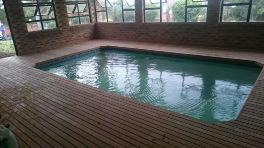 Wooden Pool Deck Estcourt March 2016 2