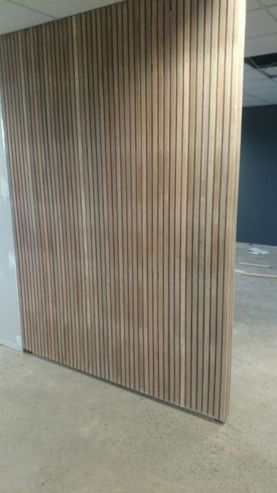 Divider Screen Umhlanga Rocks September 2016 1