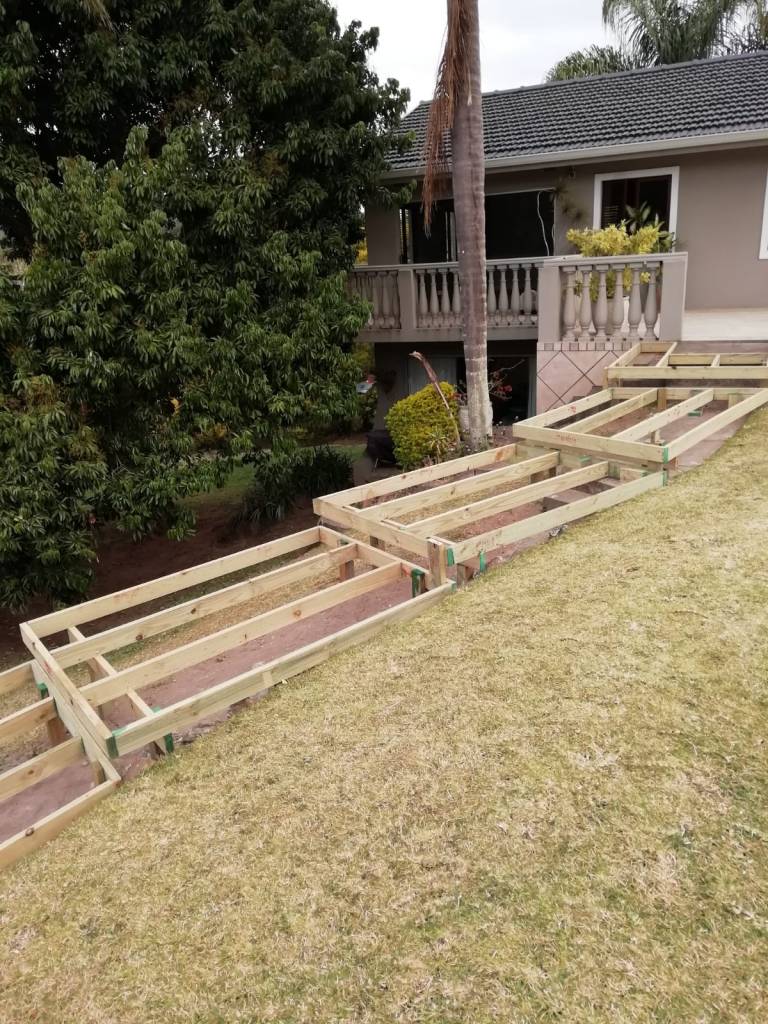 Floating wooden balau walkway